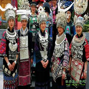 單獨(dú)成團(tuán)L線：（湘西風(fēng)情之旅）張家界、德夯大峽谷、鳳凰古城4天3晚獨(dú)立成團(tuán)游